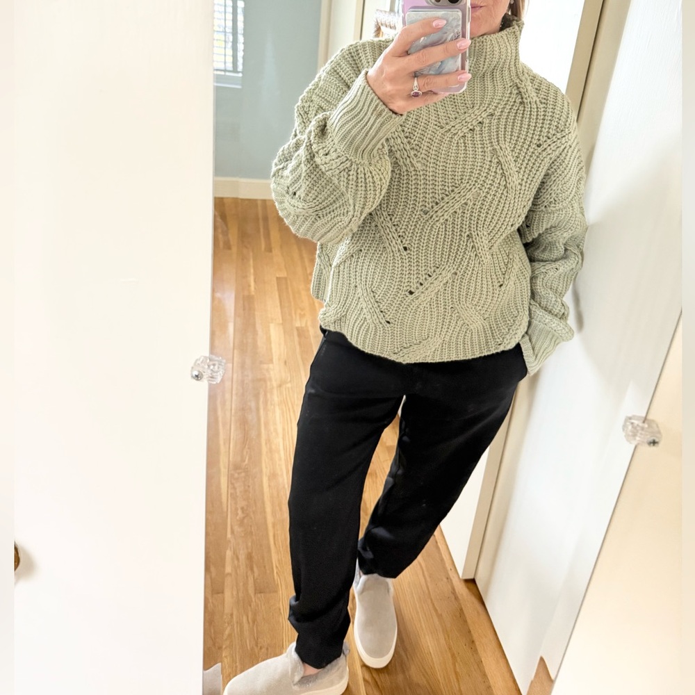 Savvi Jessie Cable Knit Sweater